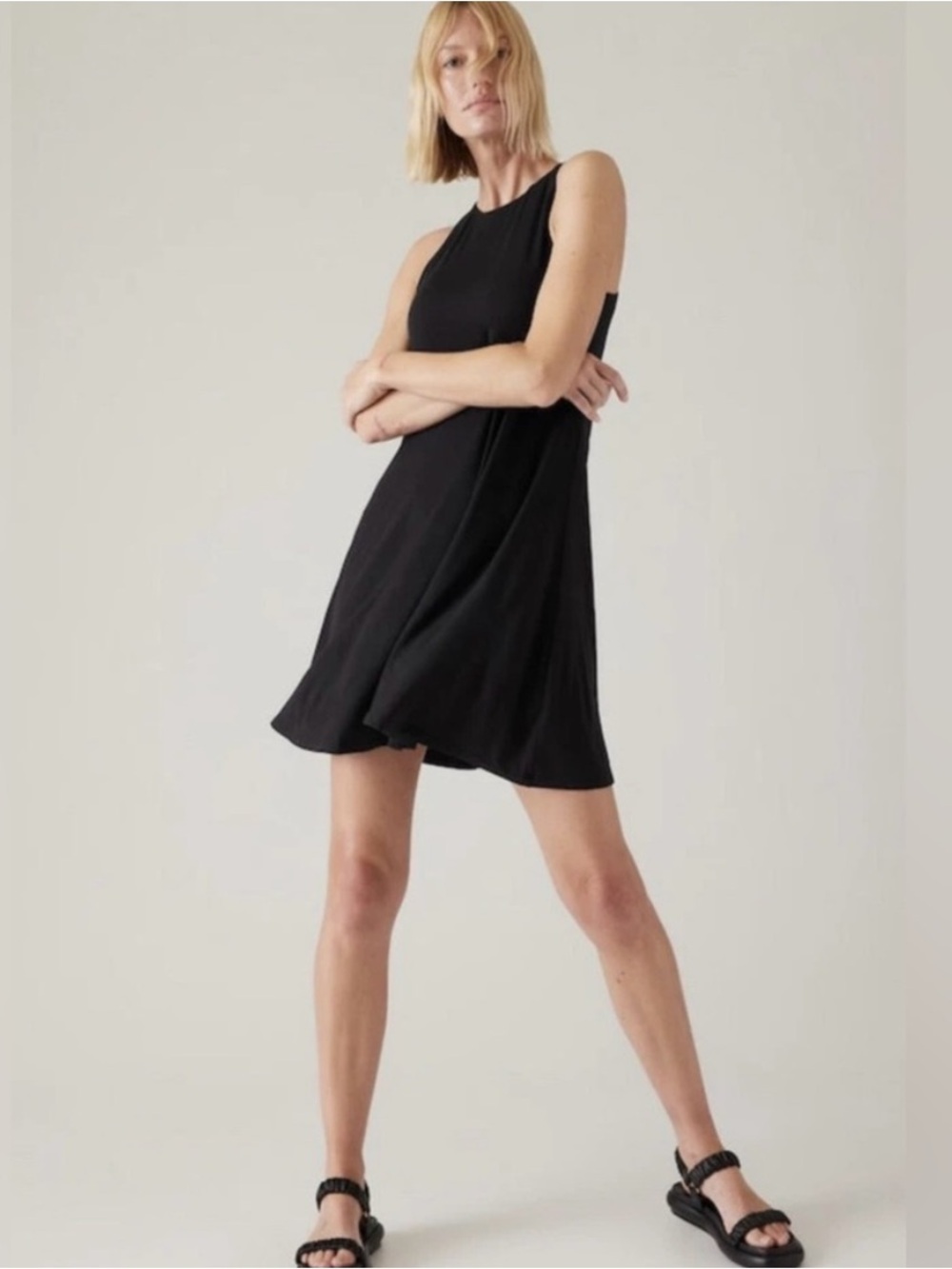 ATHLETA NWT Santorini Thera Dress in Black L